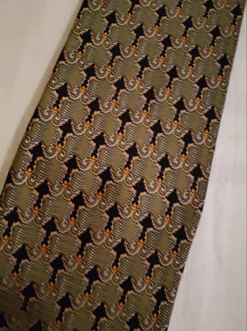 Gianfranco Ferré Silk Tie – 1990s Baroque Motif